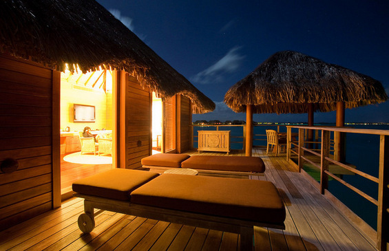 Nightlife in Bora Bora 6